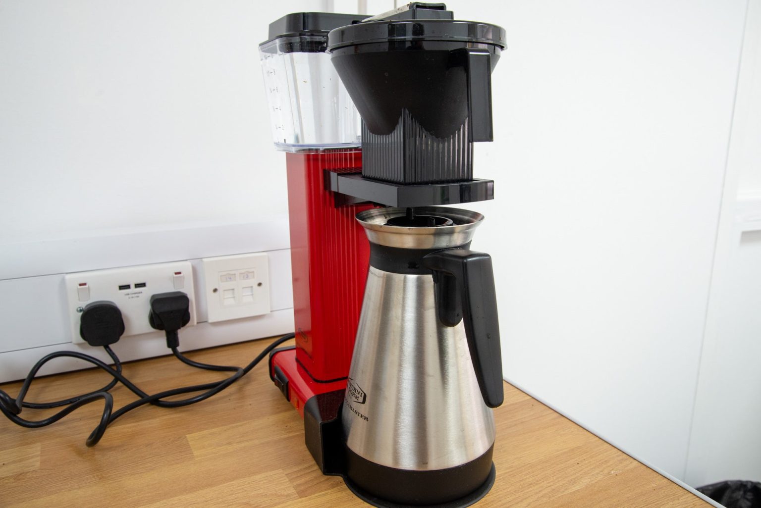 1682082989 Revision de Moccamaster KBGT