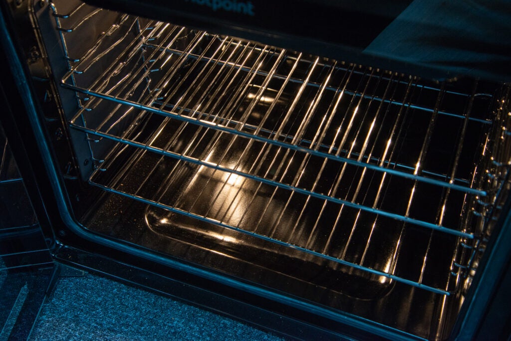 Estantes inferiores del horno HDM67G8C2CX Hotpoint