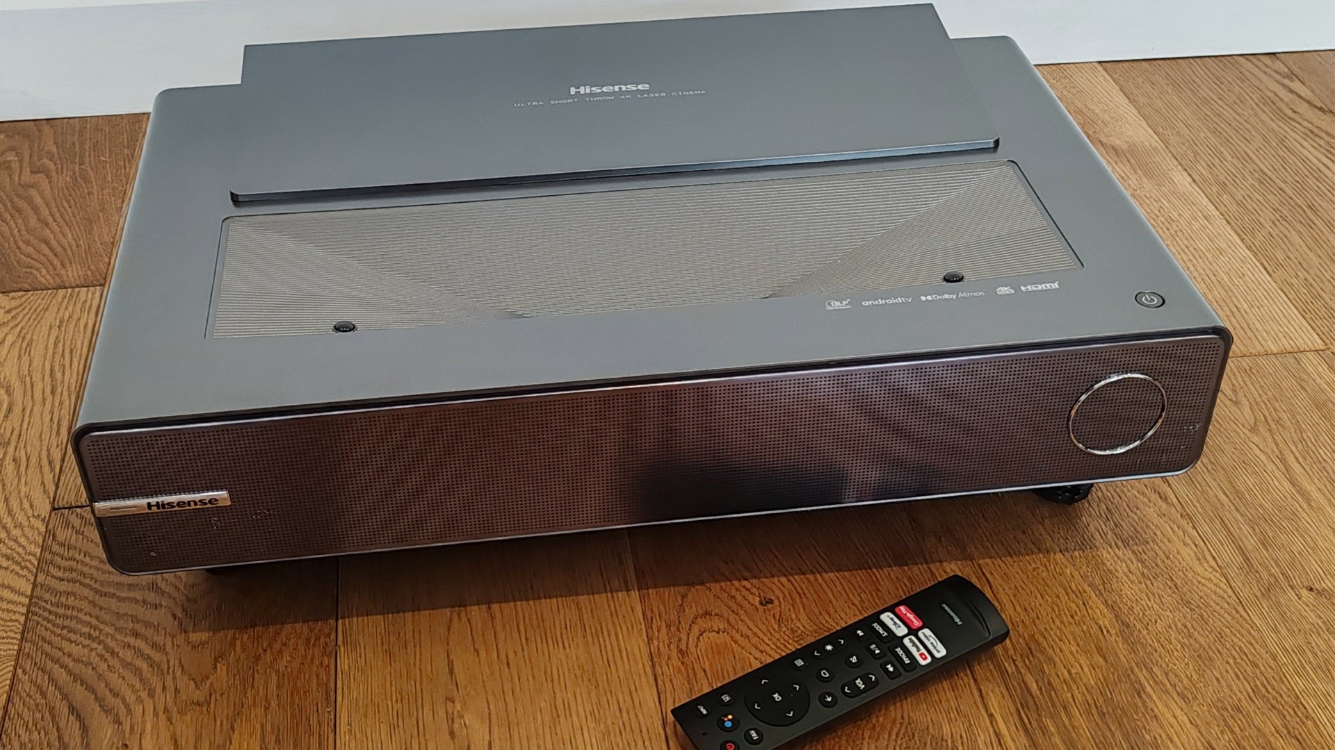 1690899172 Revision de Hisense PX1 Pro