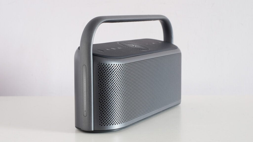 Anker Soundcore X600 lateral