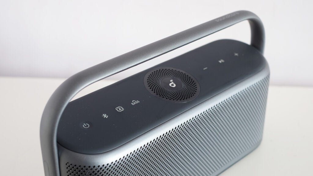 Mango Anker Soundcore X600