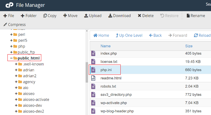 Localice el archivo php.ini