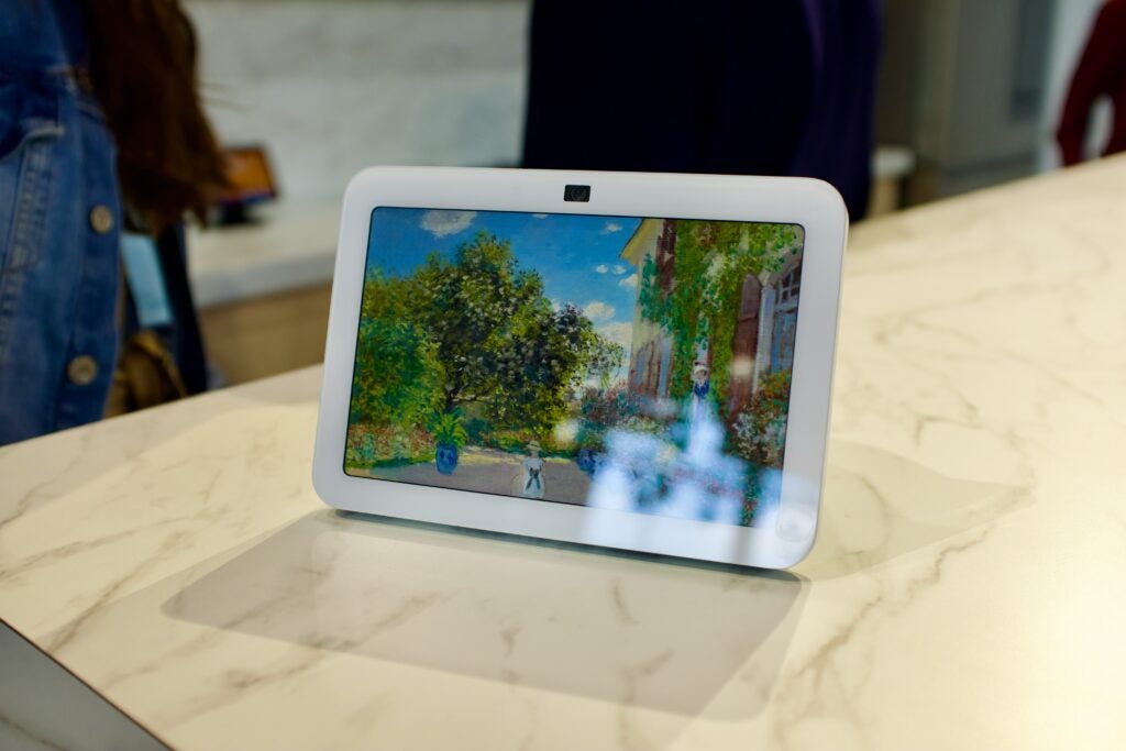 frontal Echo Show 3.ª generación