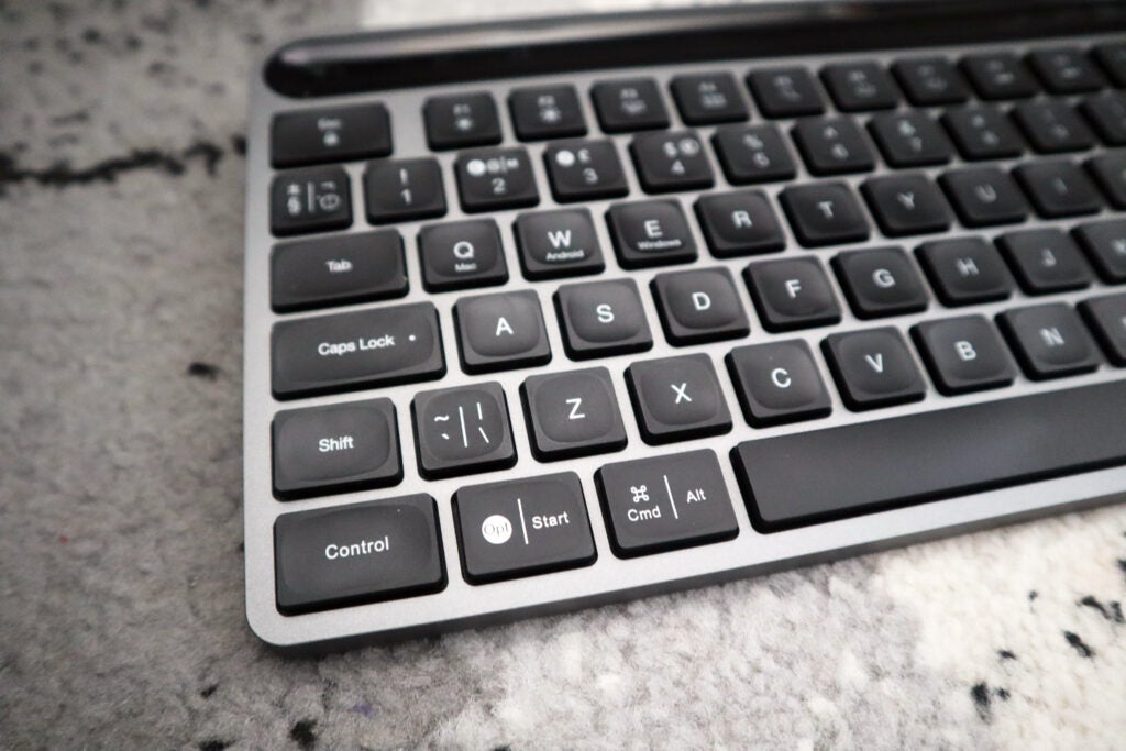 Funciones del lado izquierdo - Teclado inalámbrico JLab Epic
