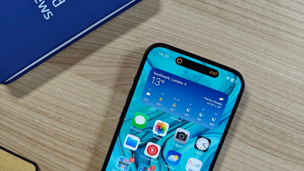 iPhone-15-Plus-revisión-4