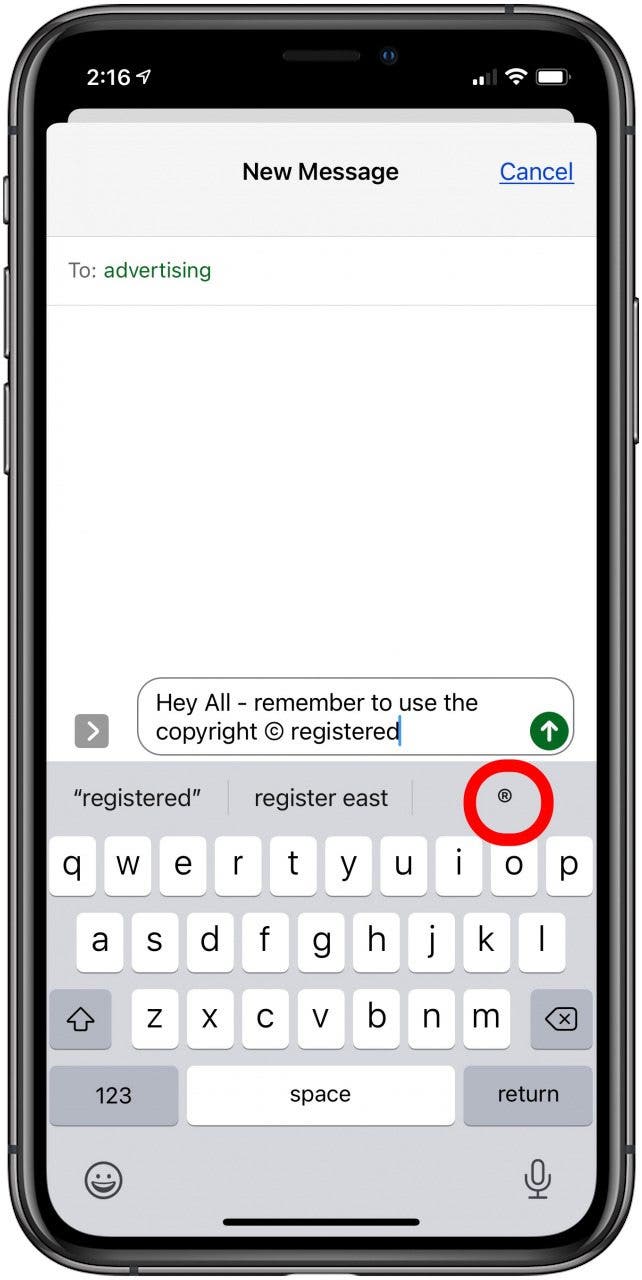 teclado de iphone con símbolo registrado