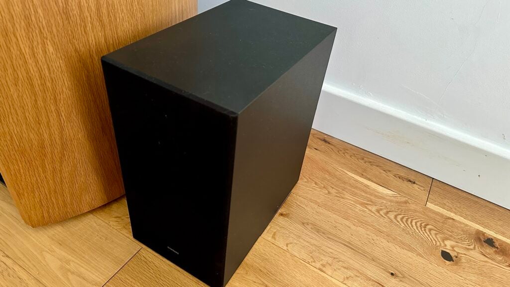 Altavoz de subgraves Samsung HW-Q600C