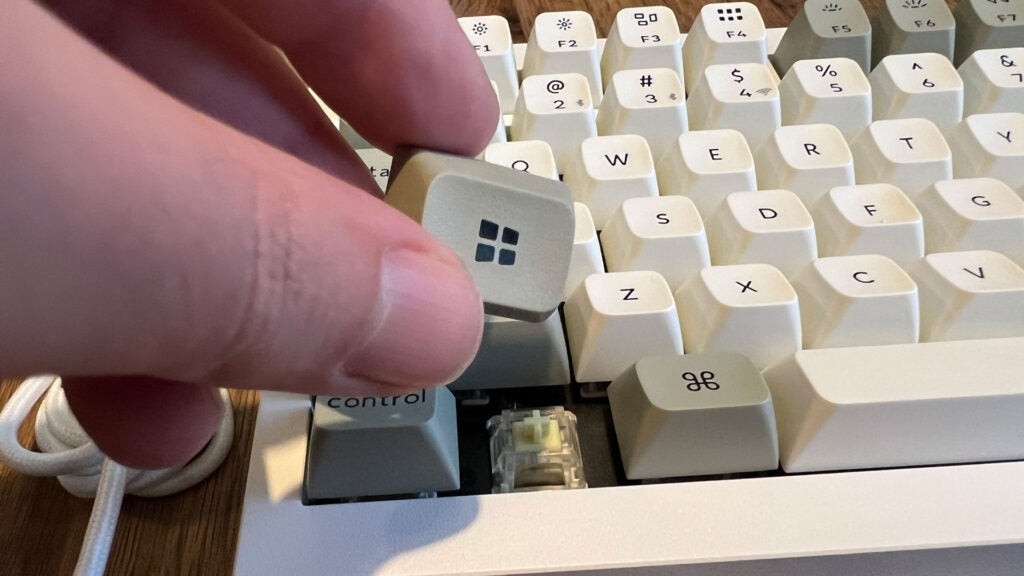 Cambiar las teclas de MacOS a favor de Windows en el Keychron Q1 Max.