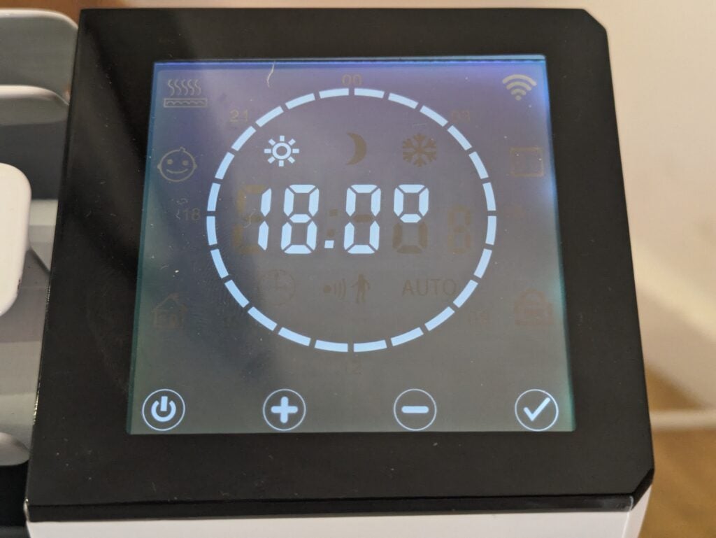 Radiador cerámico inteligente Beldray LCD
