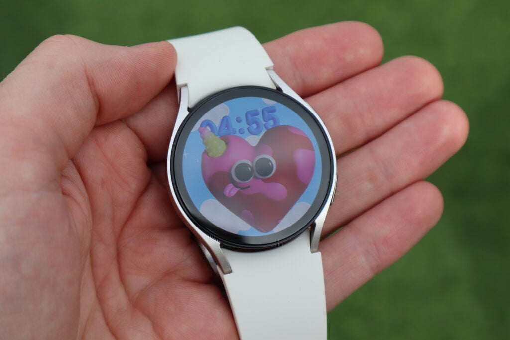 El Samsung Galaxy Watch 6 presenta un montón de nuevas esferas de reloj coloridas