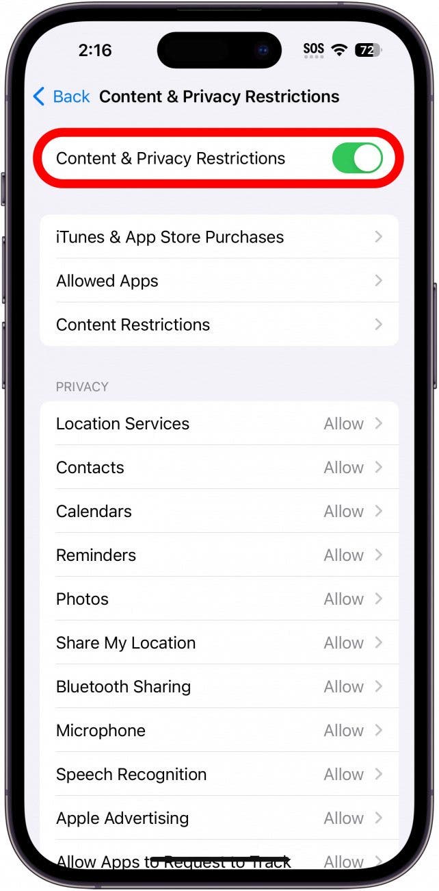 Habilite la configuración de contenido y privacidad.