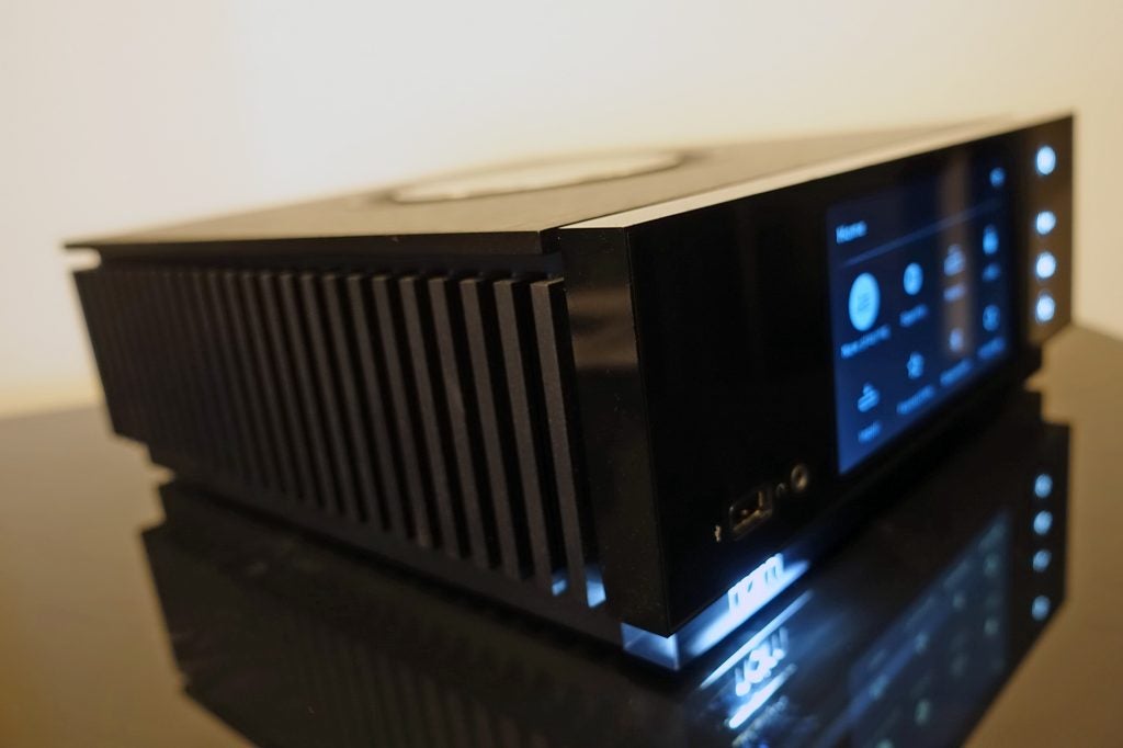 Diseño de átomo de Naim Uniti