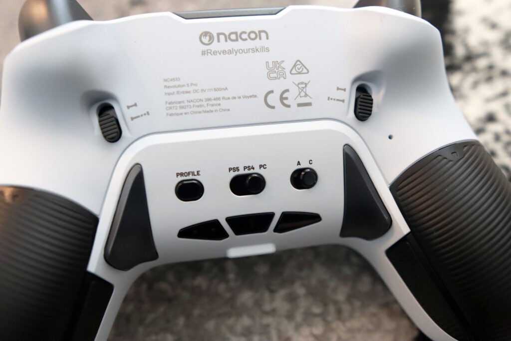 Botones traseros - Nacon Revolution 5 Pro