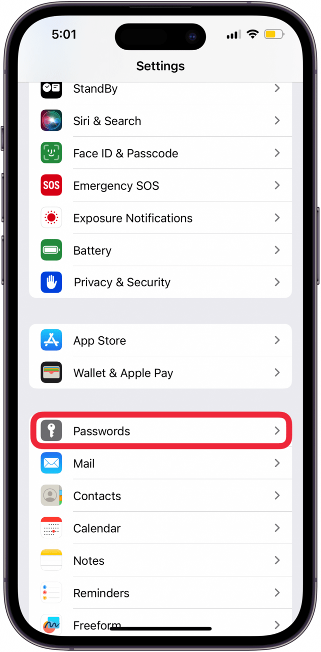 toca contraseñas en la configuración del iPhone