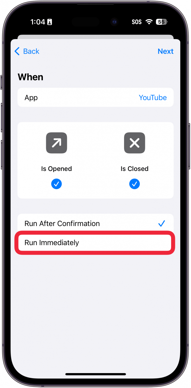 Automatización de aplicaciones de accesos directos de iPhone configurada con un cuadro rojo alrededor del botón Ejecutar inmediatamente