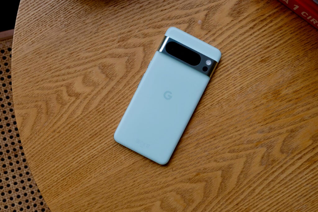 Mint Pixel 8 pro vuelve a la mesa