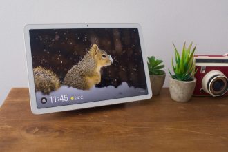 La tableta Pixel sin base es aun mas dificil de