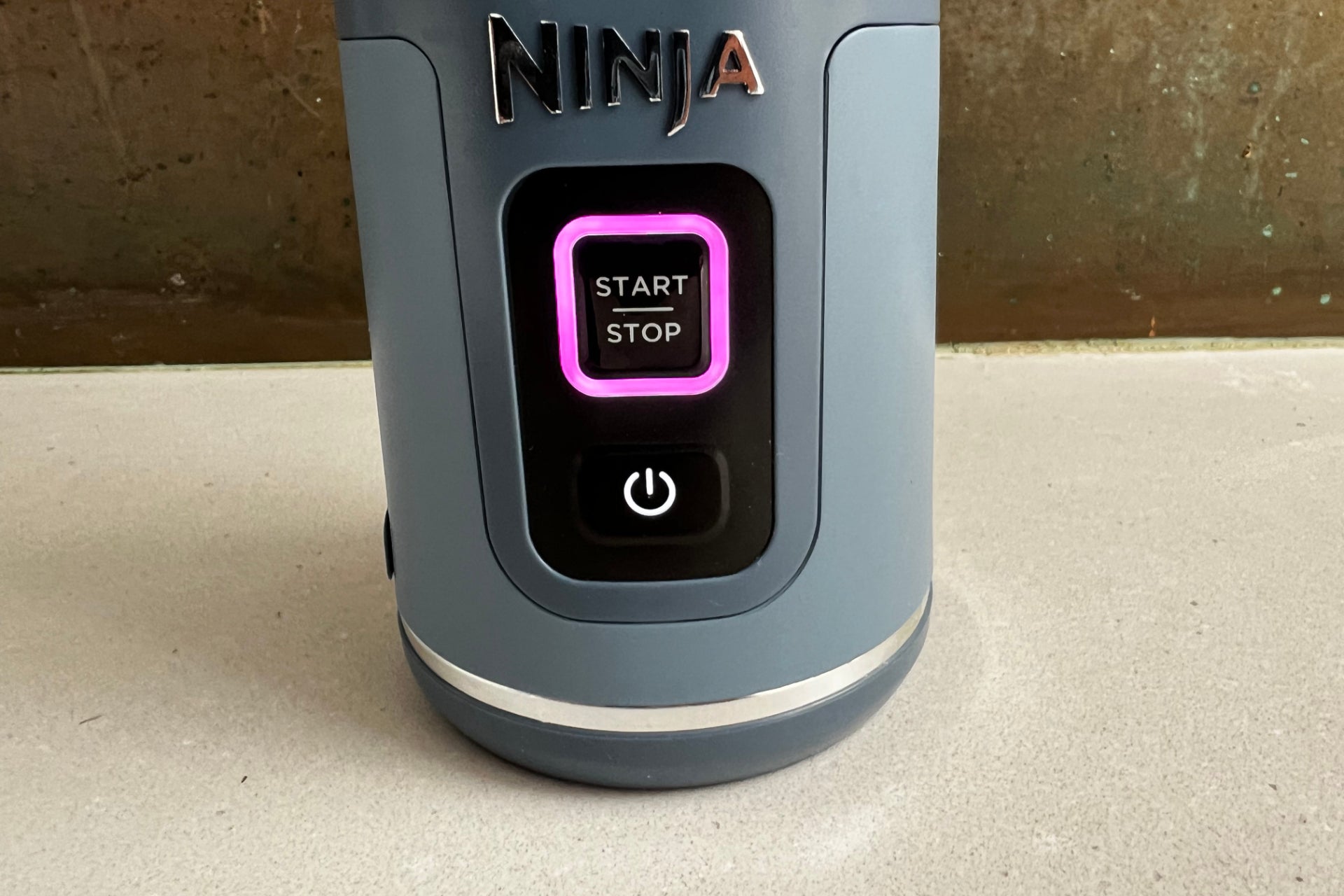 Botón de licuadora portátil inalámbrica Ninja Blast