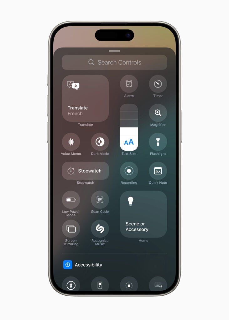 iOS 18 en iPhone mostrando la Galería de control