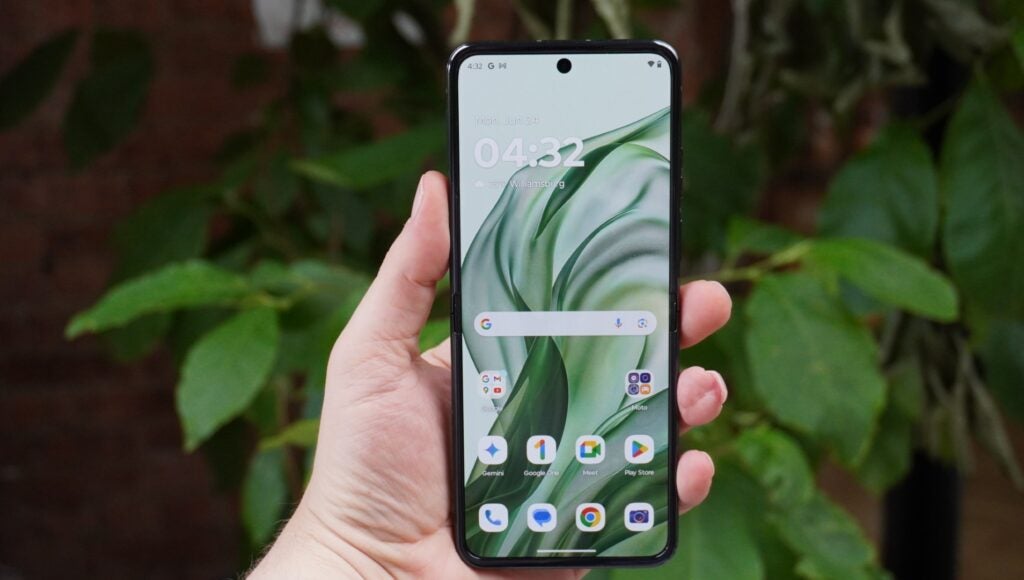Pantalla Razr 50 Ultra