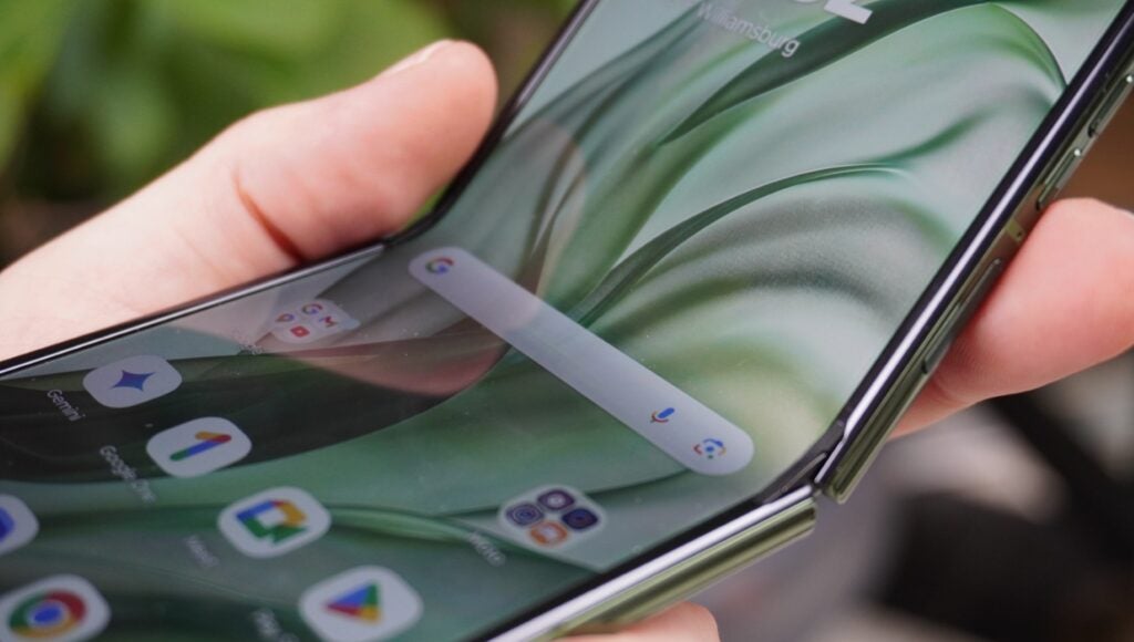 Razr 50 Ultra pliegue interno