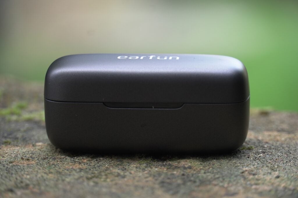 Estuche de carga para Earfun Free Pro 3