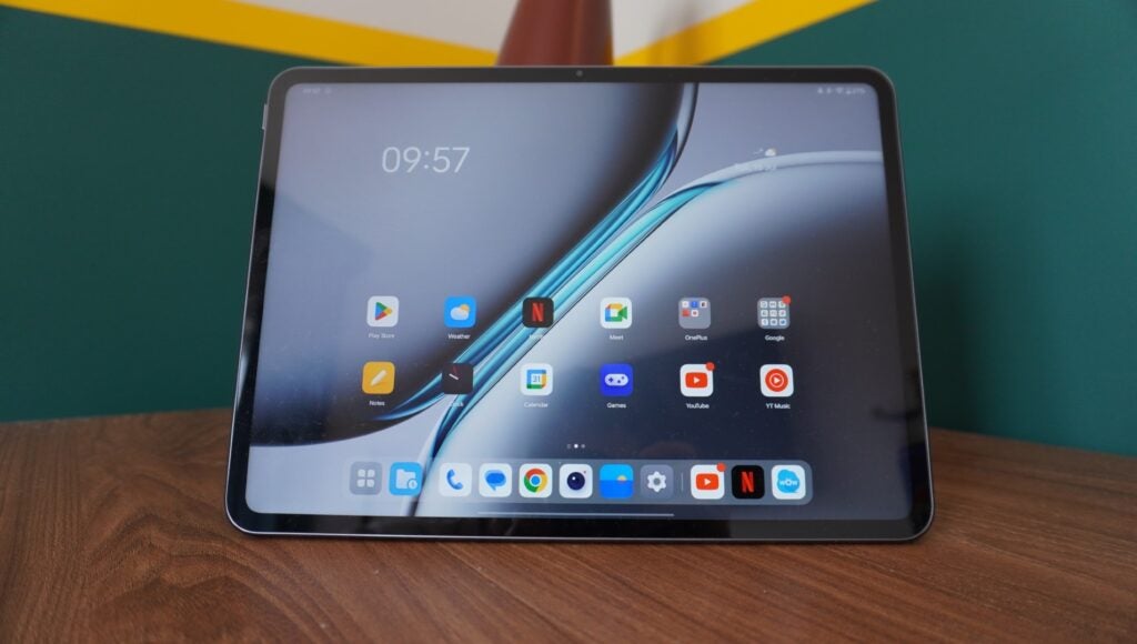 Pantalla del OnePlus Pad 2 que muestra la pantalla de inicio