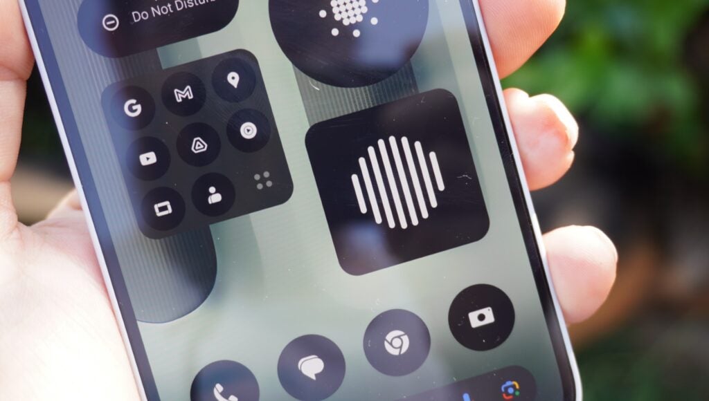 Widget de reportero de noticias en Nothing Phone (2a) Plus