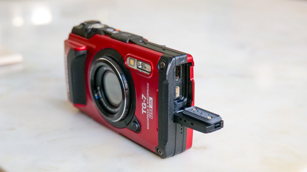 Solapa OM Tough TG-7