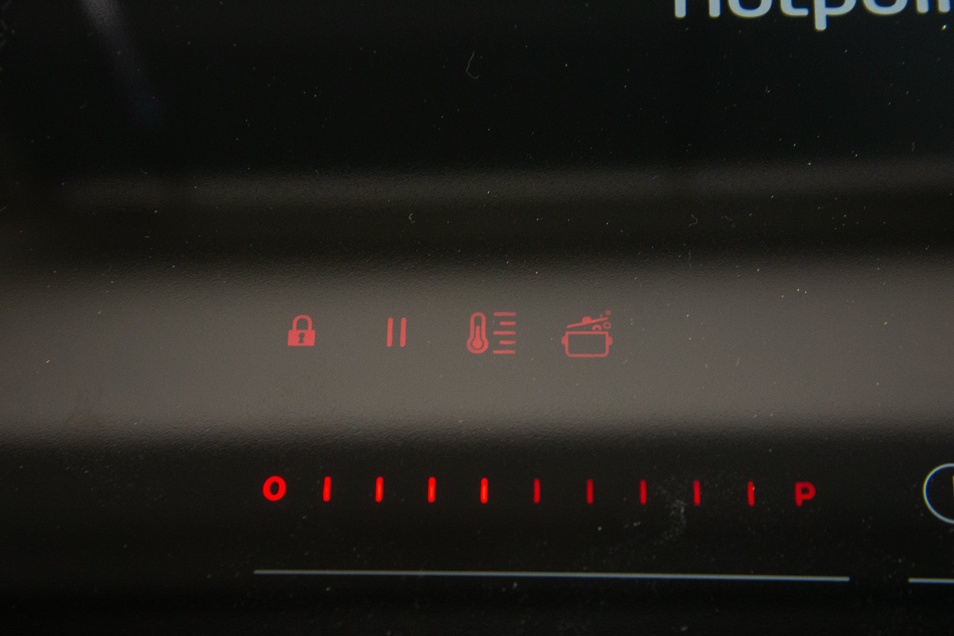 Controles de Hotpoint PVH 92 BK
