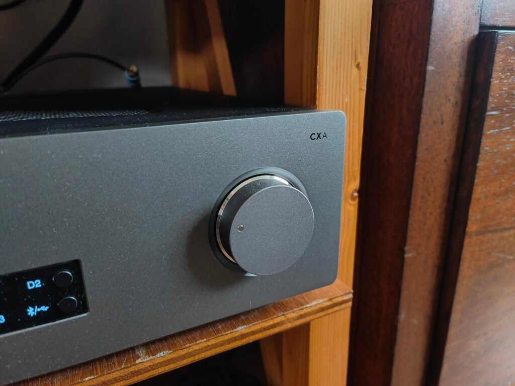 Control de volumen con dial Cambridge CXA81 mk2