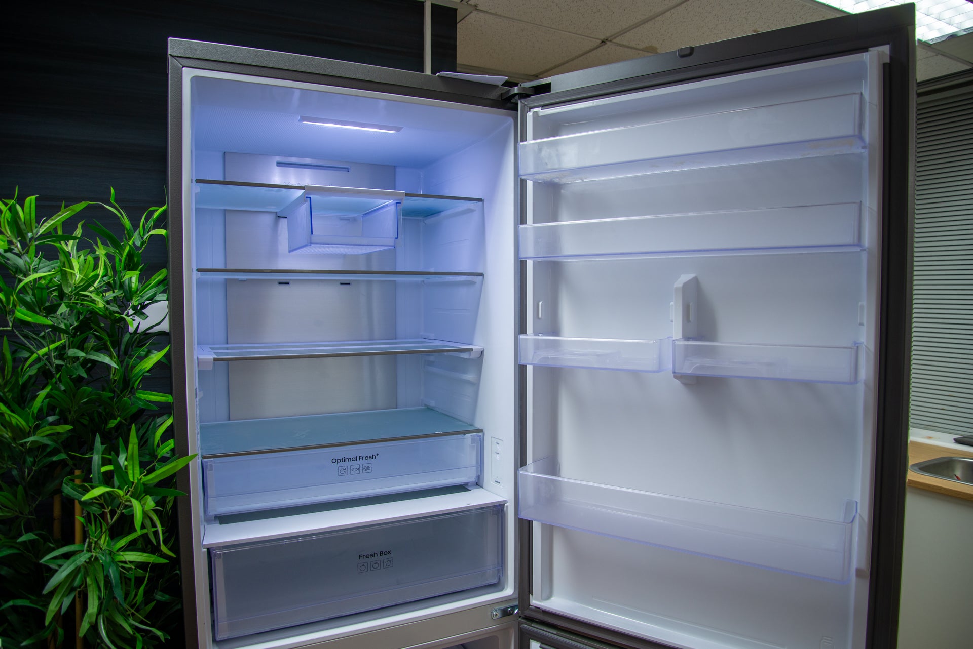 Frigorífico Samsung Serie 8 SpaceMax RB53DG706AS9