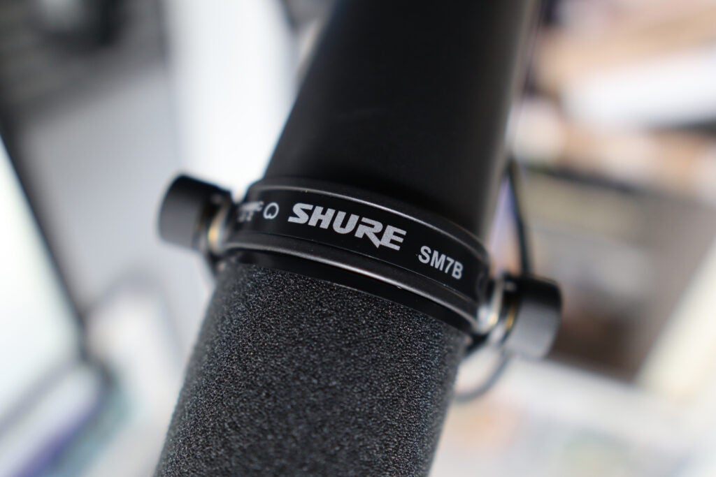 Logotipo - Shure SM7B