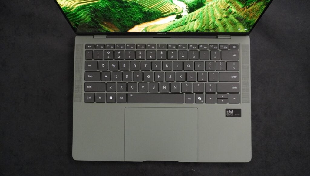 Teclado y trackpad del Honor MagicBook Art 14