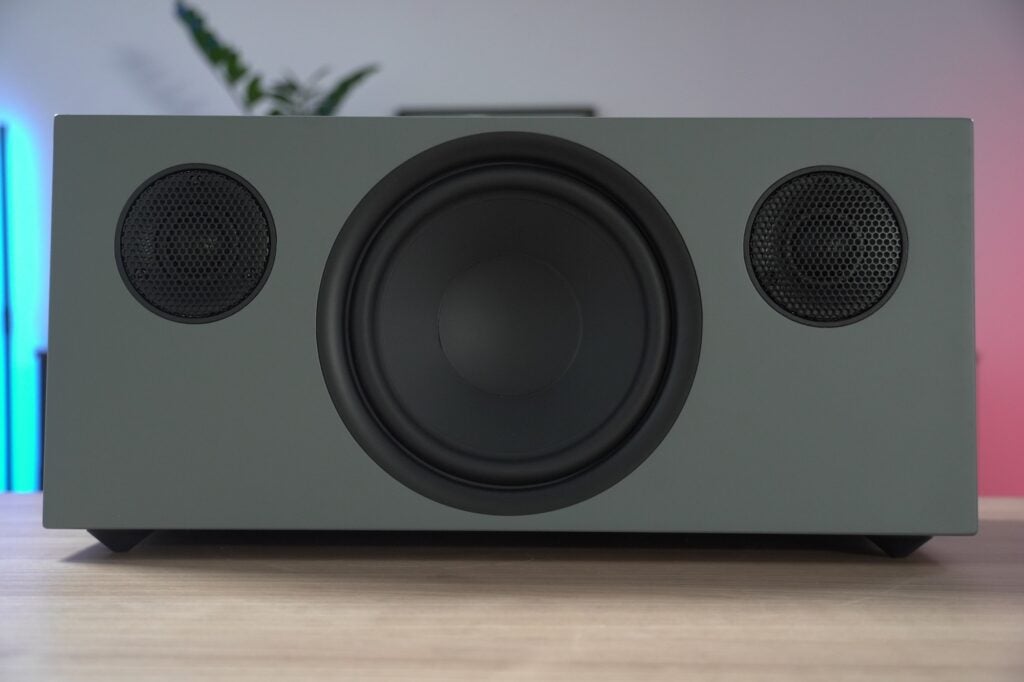 Audio Pro C20 cara de koala