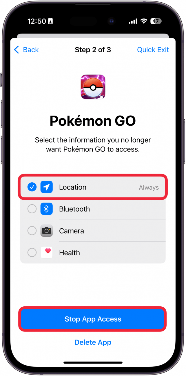 iPhone administra el uso compartido y accede a la pantalla de acceso a la aplicación que muestra los detalles de Pokémon Go con un cuadro rojo alrededor de la ubicación y un cuadro rojo alrededor de detener el acceso a la aplicación.
