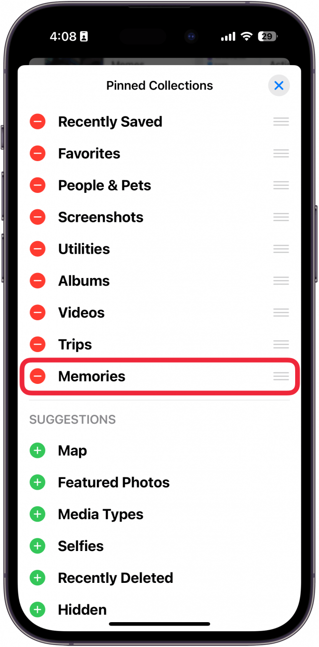menú de personalización de colecciones fijadas de la aplicación de fotos de iPhone con un cuadro rojo alrededor de la opción de recuerdos con un ícono menos rojo al lado