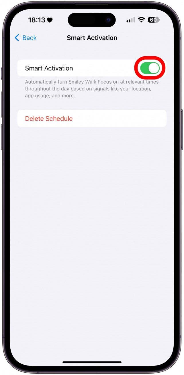 Si lo tocas, puedes desactivarlo. Si parecen activarse a pesar de que están desactivados y etiquetados como Desactivados, es posible que desees tocarlos y luego seleccionar Eliminar programación para deshacerte de ellos para siempre.