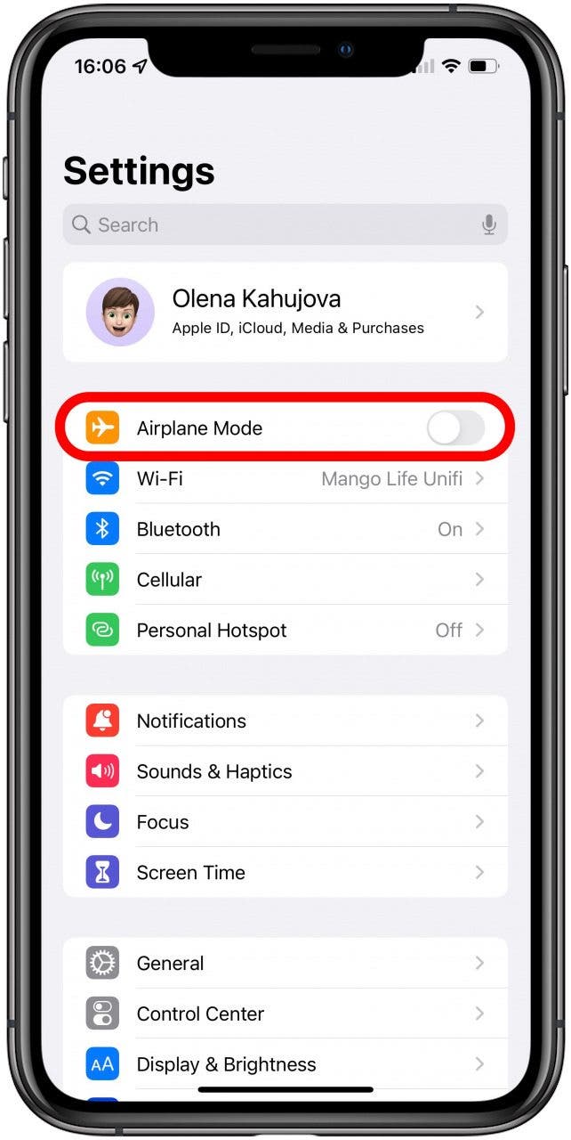 Desactivar el modo avión: cómo arreglar un mensaje en el iPhone