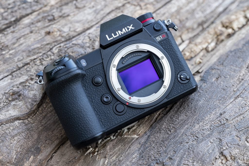 Panasonic S1R