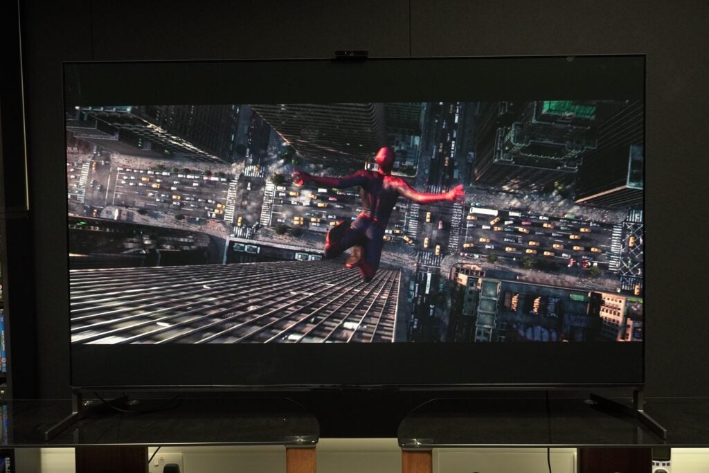 Sony A95L El Sorprendente Hombre Araña 2 4K