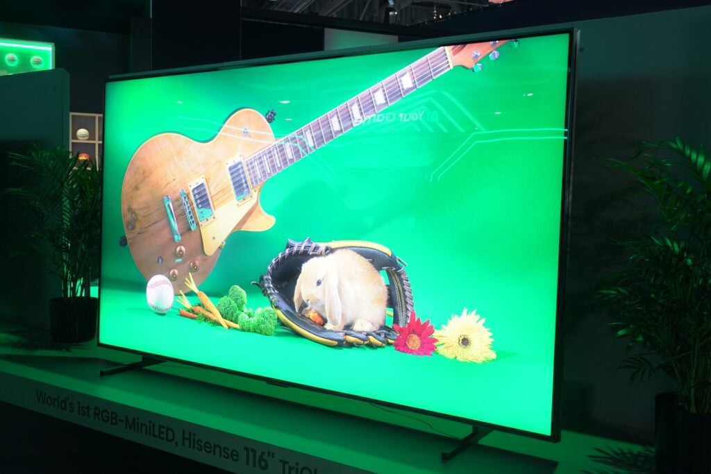 Televisor Hisense tricroma RGB de 116 pulgadas