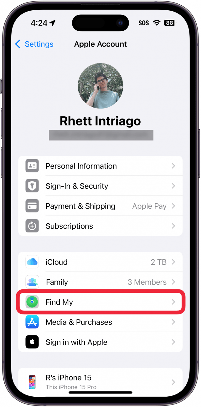 Configuración de ID de Apple de iPhone con una caja roja alrededor de Find My