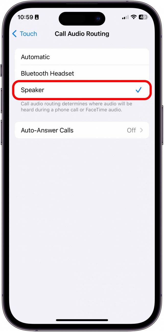 Toque el altavoz en la configuración de iPhone de enrutamiento de audio de llamadas