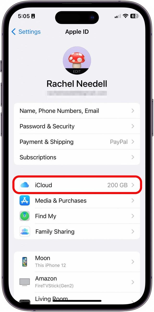 Toque iCloud.