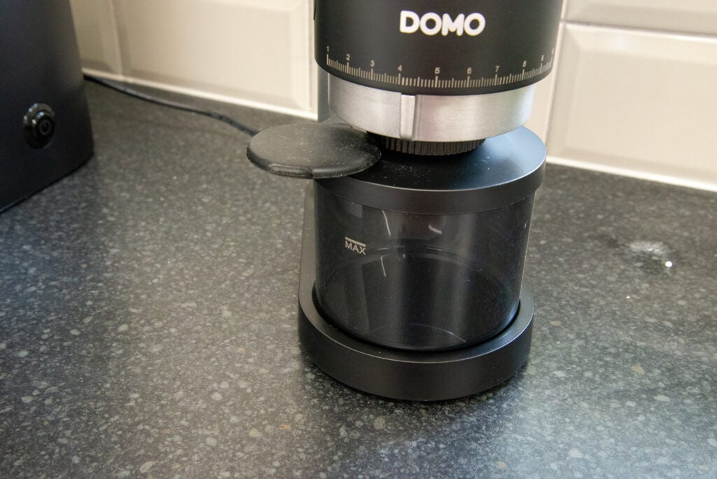 Domo Moulin à café professionnel D0715K pot