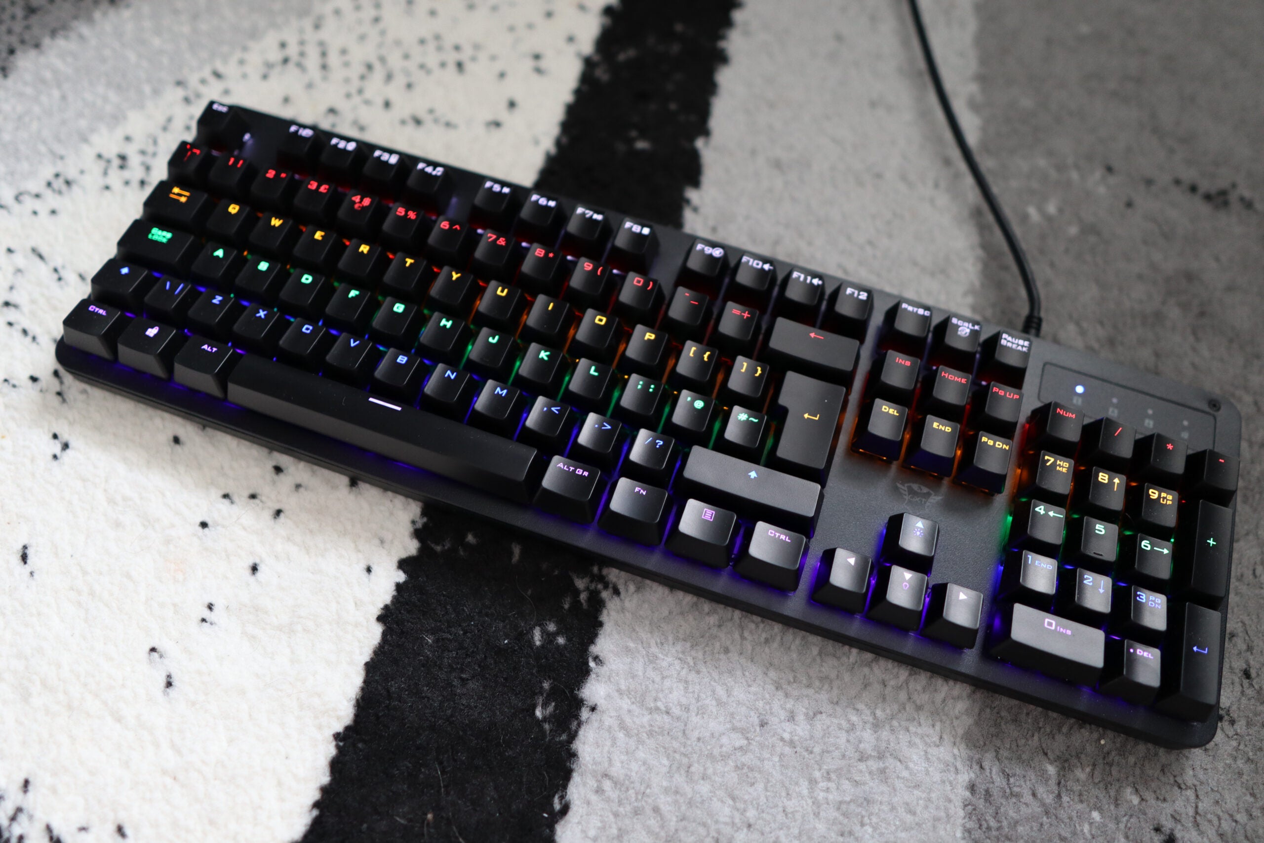 1638872699 Test du Trust Gaming GXT 863 Mazz