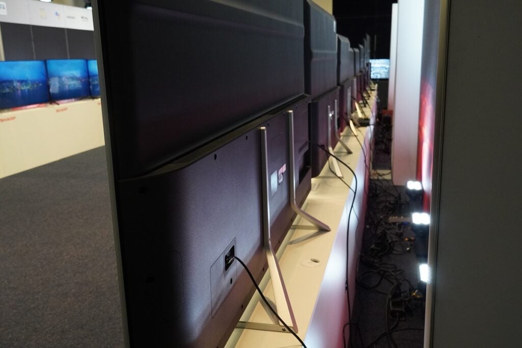 Panneau arrière Sharp EQ Series