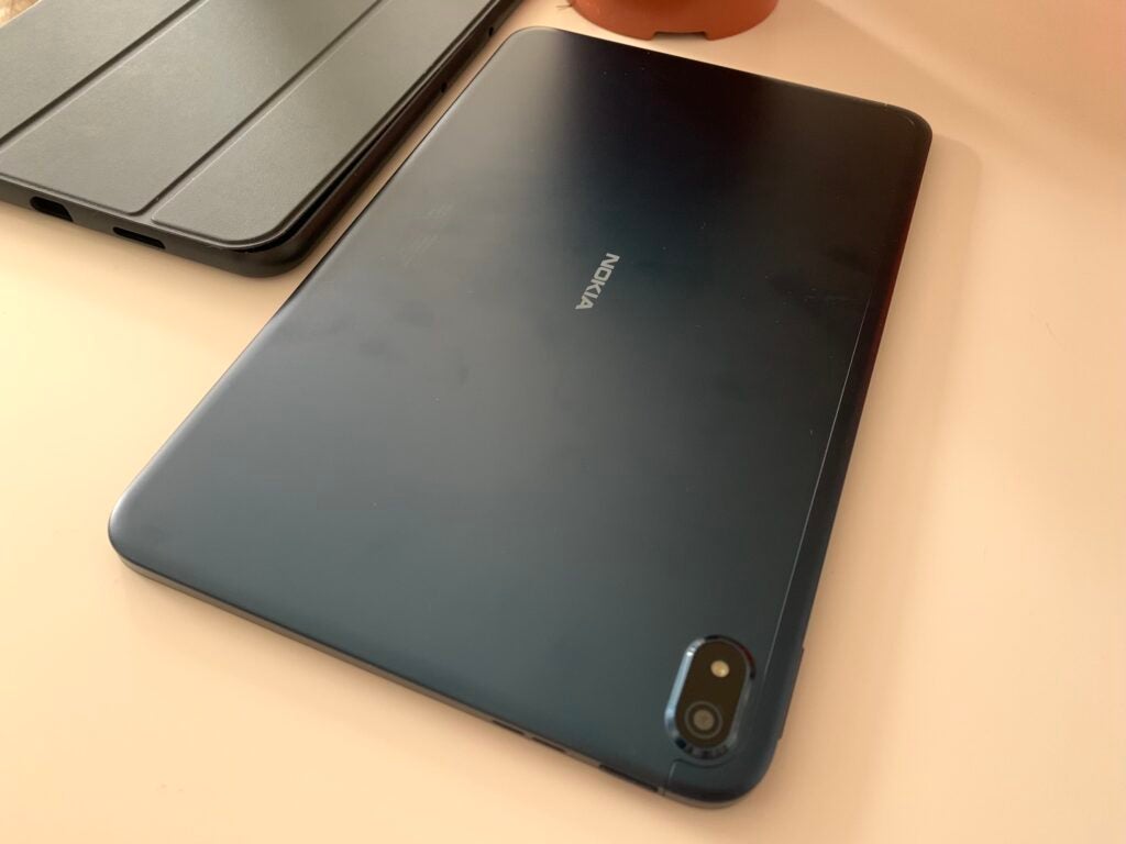 Retour Nokia T20