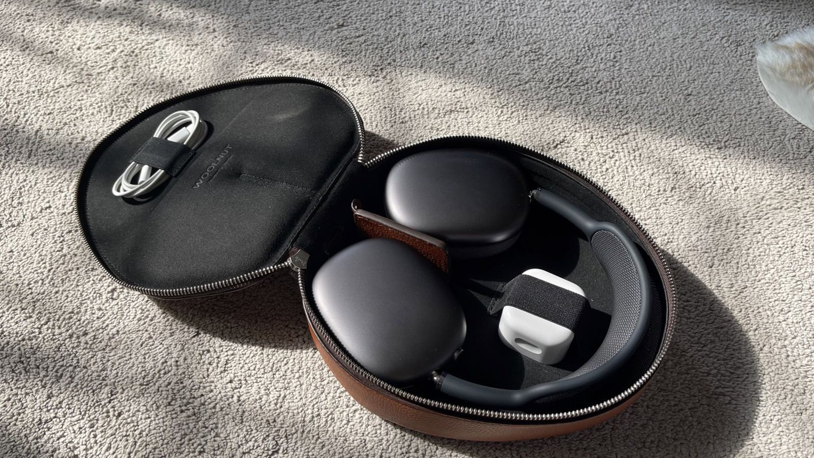 1640441941 Examen letui en cuir de Woolnut pour AirPods